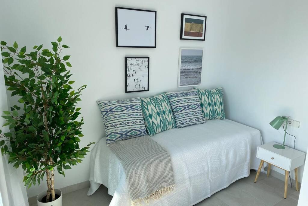 Sea View Apartment 6D With Pool In Canamel Beach Капдепера Екстериор снимка